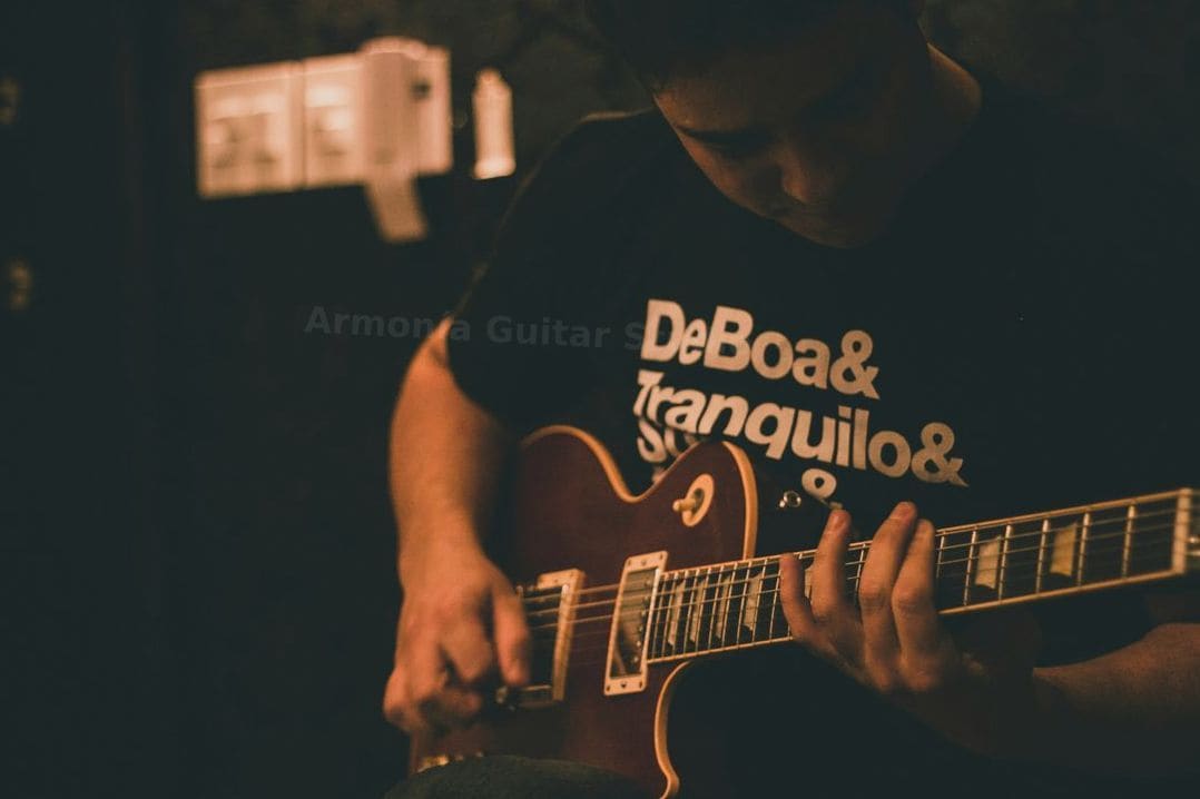 Armonía Guitar Studio 7